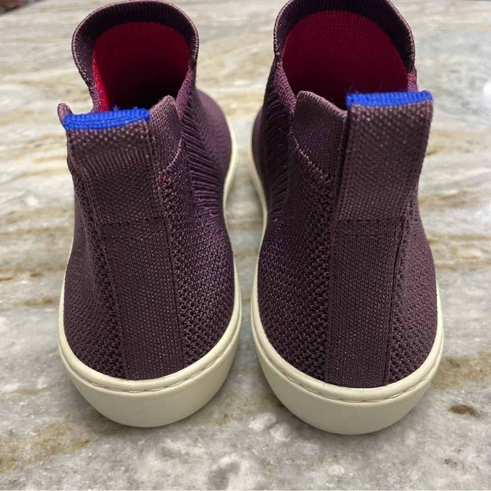 NWOT Rothy‘s Lattice Stitch Chelsea Boot Berry Discontinued Women’s Size 8.5